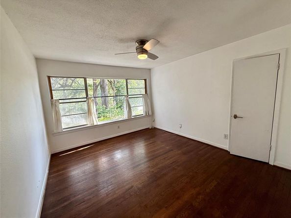 6823 E Grand Avenue , Dallas Texas 75223