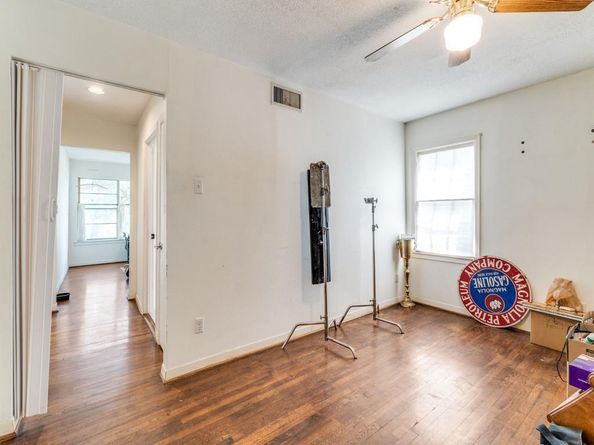 6823 E Grand Avenue , Dallas Texas 75223