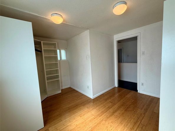 6823 E Grand Avenue , Dallas Texas 75223