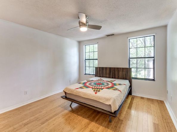 6823 E Grand Avenue , Dallas Texas 75223