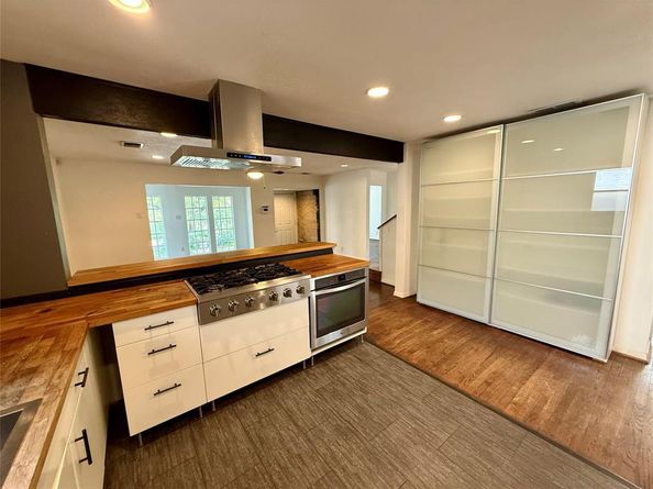 6823 E Grand Avenue , Dallas Texas 75223