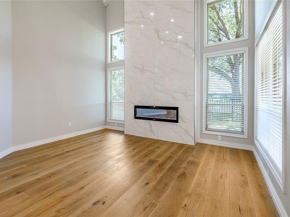 2902  Bluffview Drive , Garland Texas 75043
