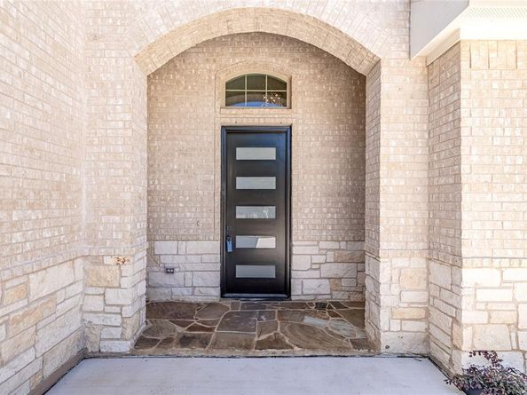 2902  Bluffview Drive , Garland Texas 75043