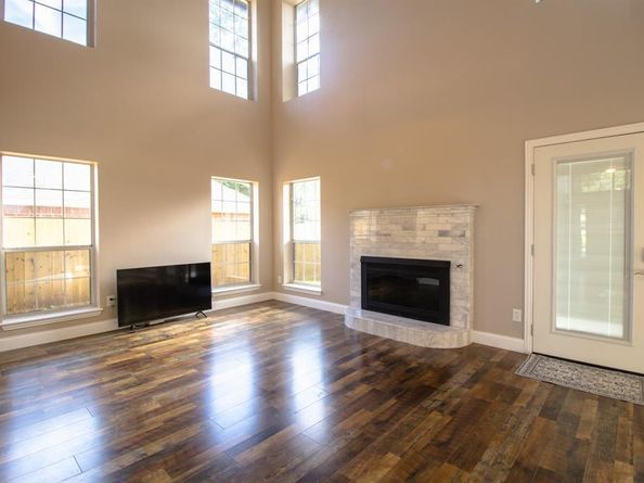 6101  Copperfield Drive , Arlington Texas 76001