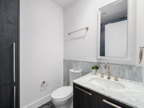Undisclosed Address #21011538, Dallas Texas 75201
