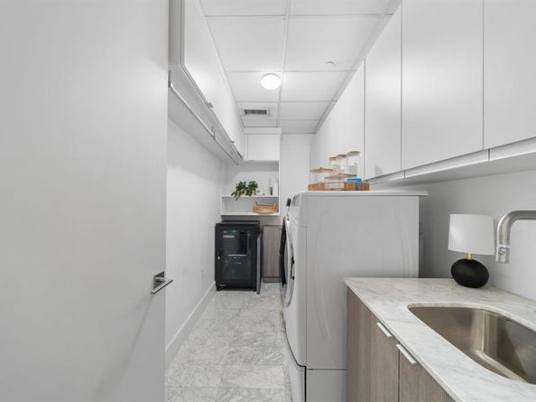 Undisclosed Address #21011538, Dallas Texas 75201