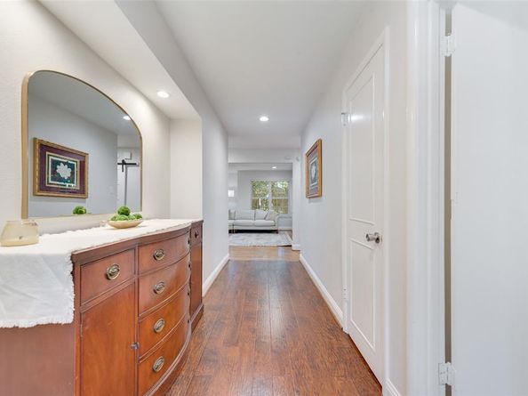 9869  Kingsman Drive , Dallas Texas 75228