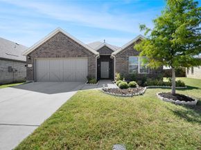 2911  Linden Street , Celina Texas 75009