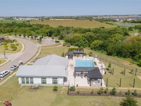 2911  Linden Street , Celina Texas 75009