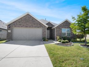 2911  Linden Street , Celina Texas 75009