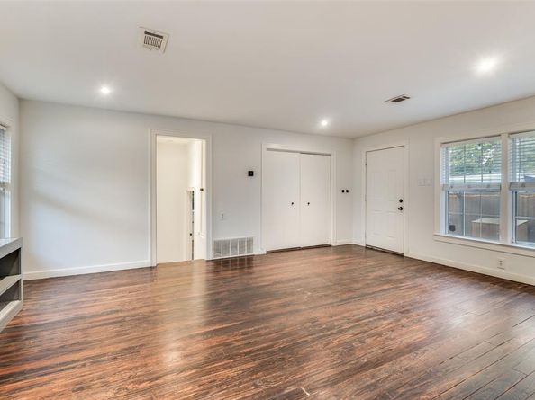 1119  Cascade Avenue , Dallas Texas 75224