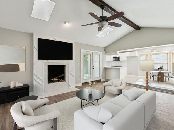 1402  Sonora Court , Arlington Texas 76012