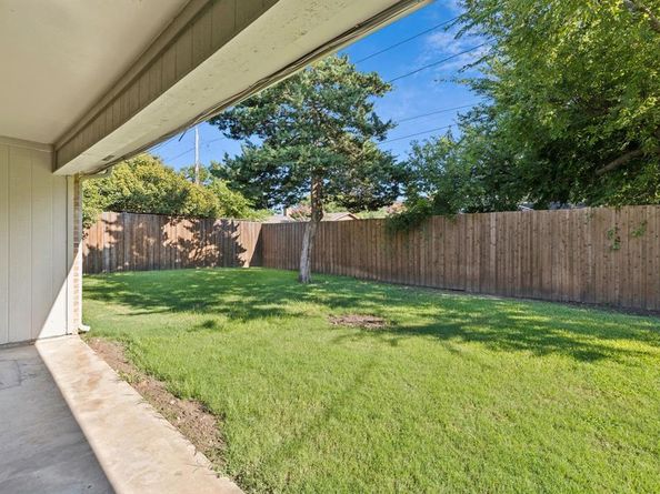 1402  Sonora Court , Arlington Texas 76012