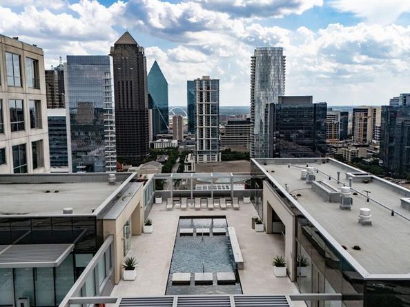 1717  Arts Plaza  2112, Dallas Texas 75201