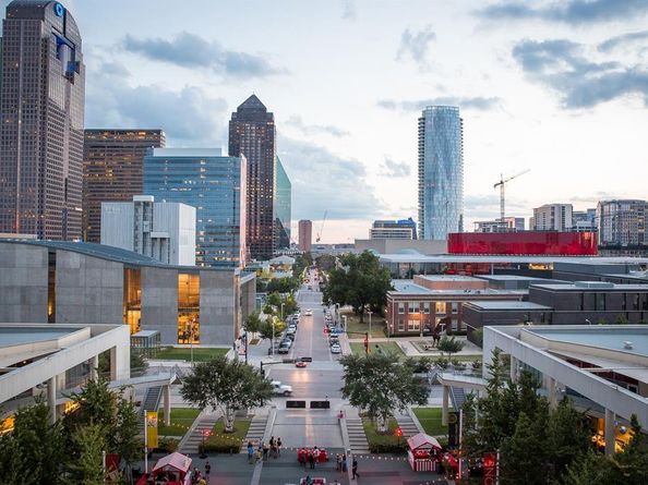 1717  Arts Plaza  2112, Dallas Texas 75201