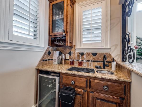 6111  Palo Pinto Avenue , Dallas Texas 75214
