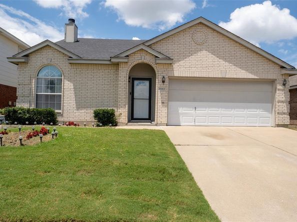 8963  Rushing River Drive , Fort Worth Texas 76118