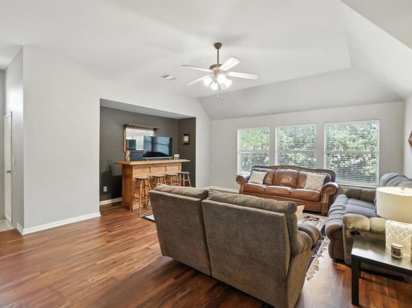 5725  Almond Lane , Fort Worth Texas 76244
