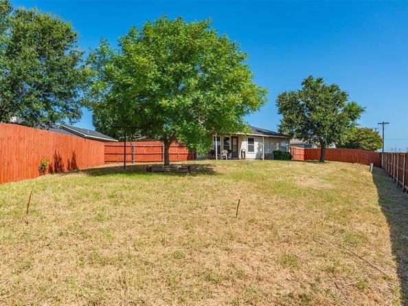10201  Eureka Springs Court , Fort Worth Texas 76108