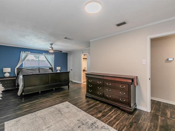 2302  Richwood Drive , Garland Texas 75044