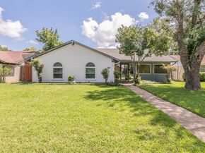 2302  Richwood Drive , Garland Texas 75044