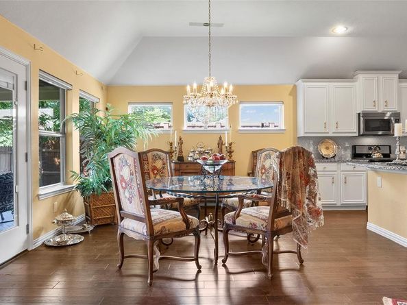 708  Water Garden Circle , Little Elm Texas 75068