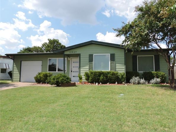 11927  Hoblitzelle Drive , Dallas Texas 75243