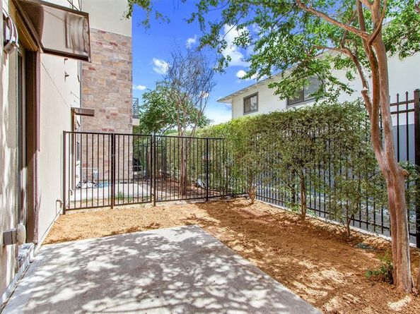 1801  Annex Avenue  405, Dallas Texas 75204