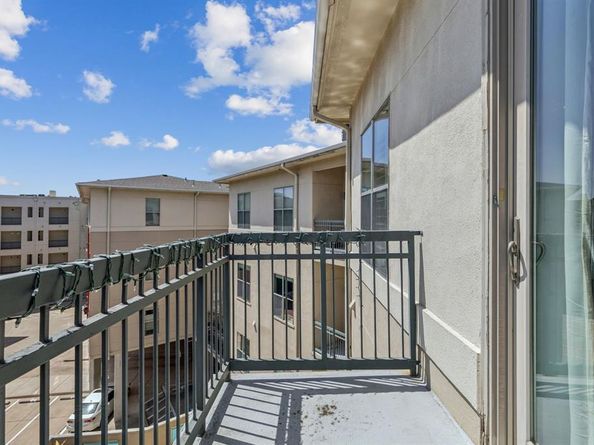 2950  Mckinney Avenue  424, Dallas Texas 75204