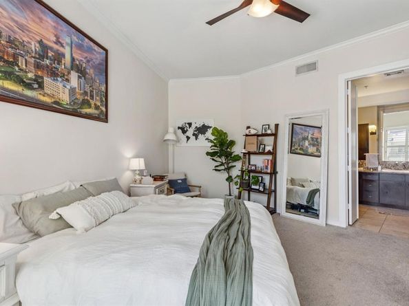 2950  Mckinney Avenue  424, Dallas Texas 75204