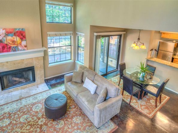 422  Santa Fe Trail  11, Irving Texas 75063