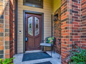422  Santa Fe Trail  11, Irving Texas 75063