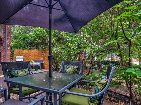 422  Santa Fe Trail  11, Irving Texas 75063