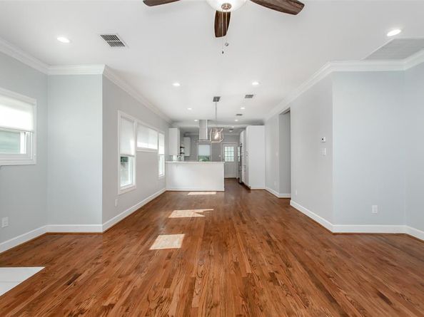 5327  Worth Street , Dallas Texas 75214