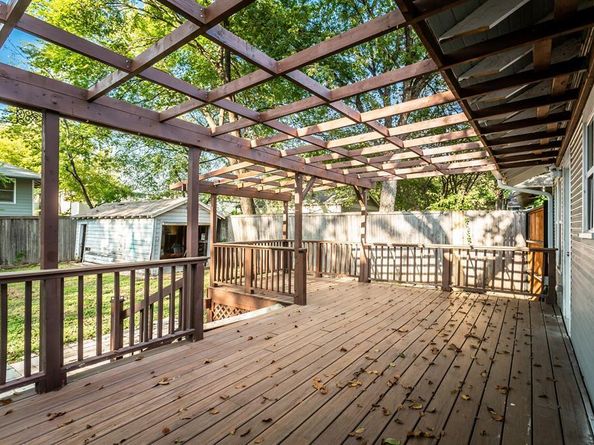 5327  Worth Street , Dallas Texas 75214