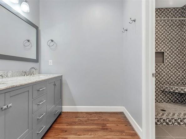 5327  Worth Street , Dallas Texas 75214
