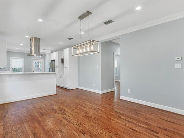 5327  Worth Street , Dallas Texas 75214