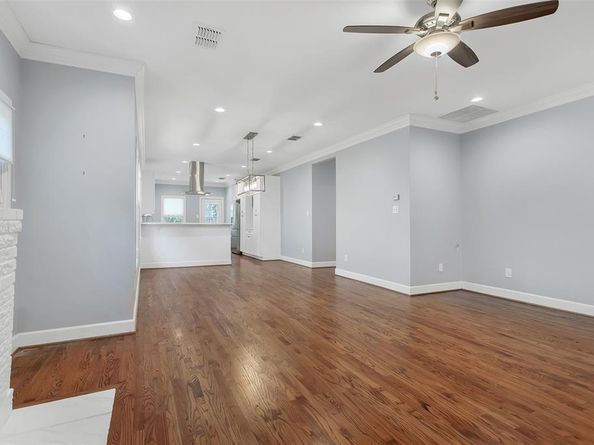 5327  Worth Street , Dallas Texas 75214