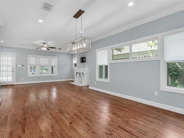 5327  Worth Street , Dallas Texas 75214