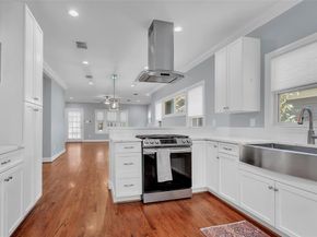 5327  Worth Street , Dallas Texas 75214