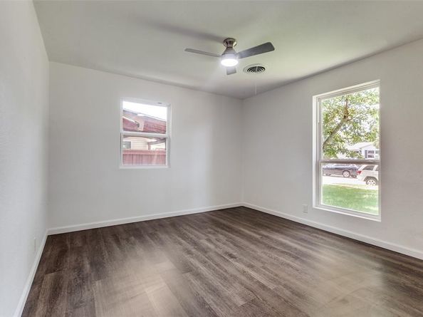 2817  Andrea Lane , Dallas Texas 75228