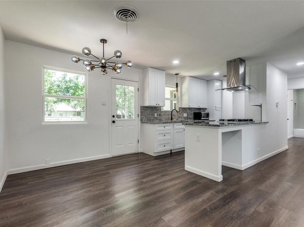 2817  Andrea Lane , Dallas Texas 75228