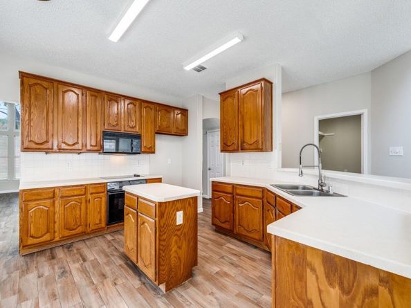 3932  Valez Drive , Carrollton Texas 75007