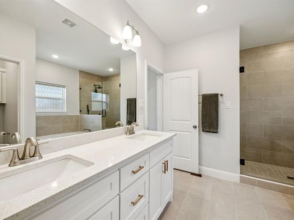 7411  Linda Lane , Dallas Texas 75241