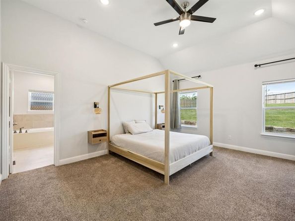 7411  Linda Lane , Dallas Texas 75241