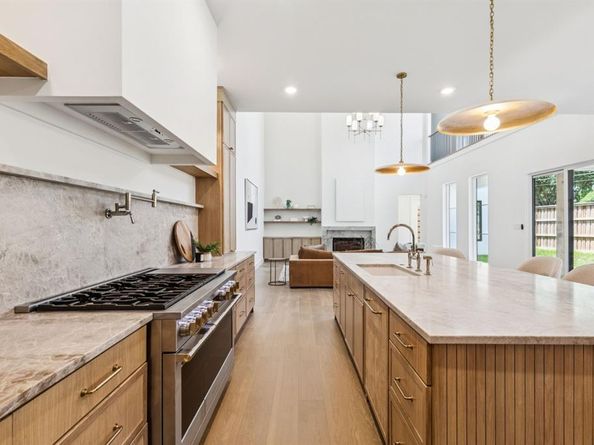 6402  Kenwood Avenue , Dallas Texas 75214