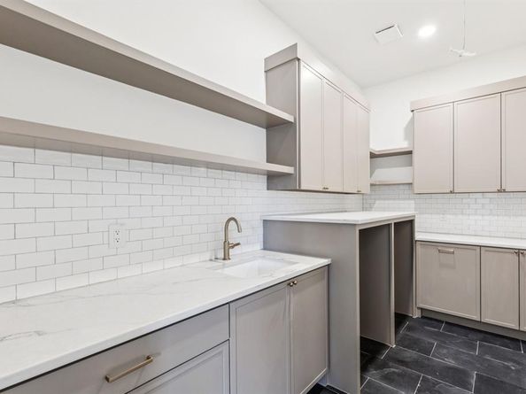 6402  Kenwood Avenue , Dallas Texas 75214