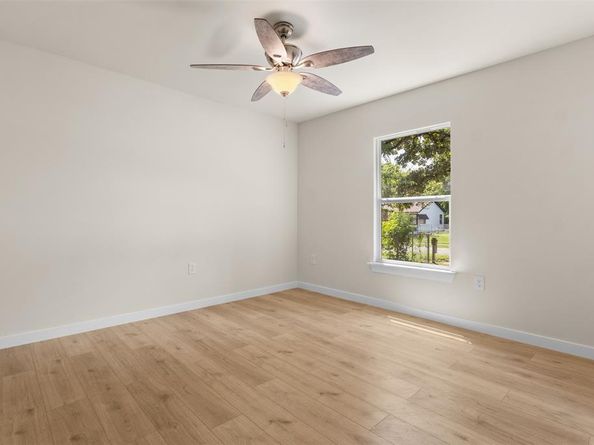 8223  Jacobie Boulevard , Dallas Texas 75217