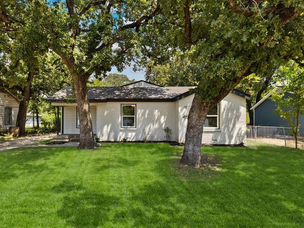 8223  Jacobie Boulevard , Dallas Texas 75217