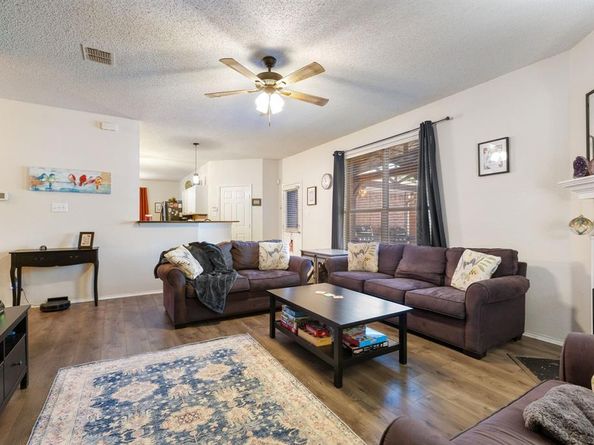 2841  Tangleglen Drive , Rockwall Texas 75032